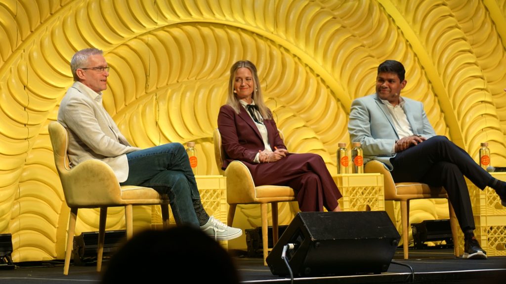 Unified customer engagement panelists at Groceryshop
